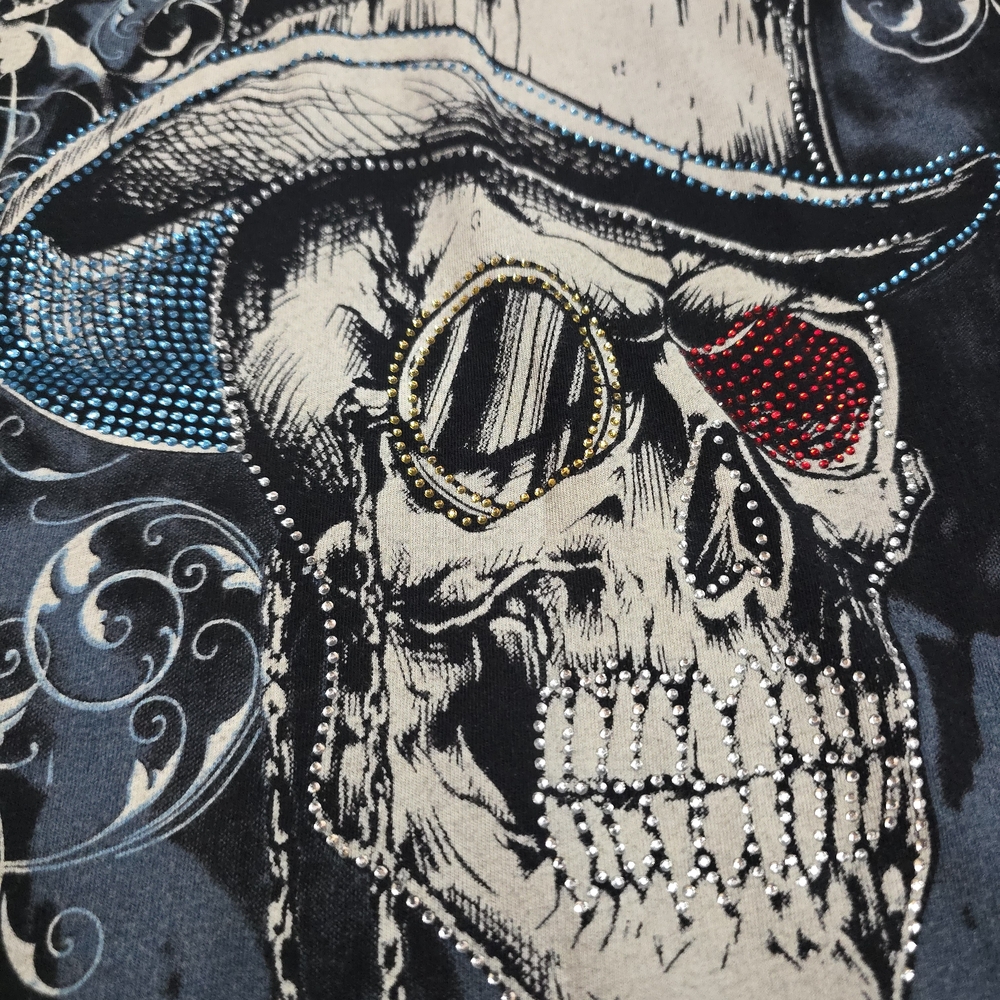 Affliction Black Tee with Skull and Hat Design - Picture 2 of 4